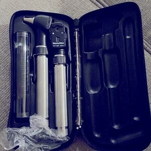 Welch Allyn Ophthalmoscope Otoscope Kit